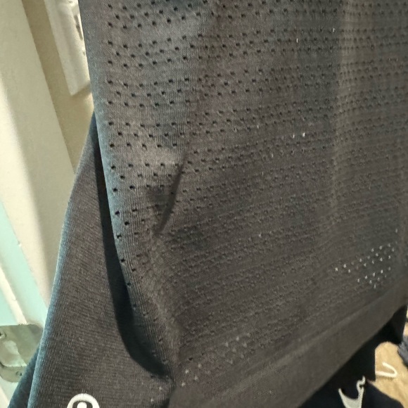 Lululemon Breeze By women’sBlack. Excellent cond.worn a few times size 10 - Picture 3 of 4